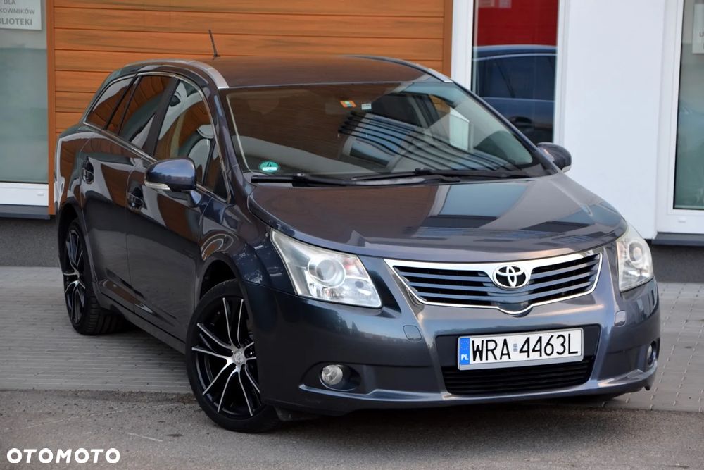 Toyota Avensis 1.8 Sol - 4