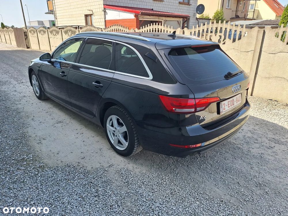 Audi A4 Avant 2.0 TDI design - 4