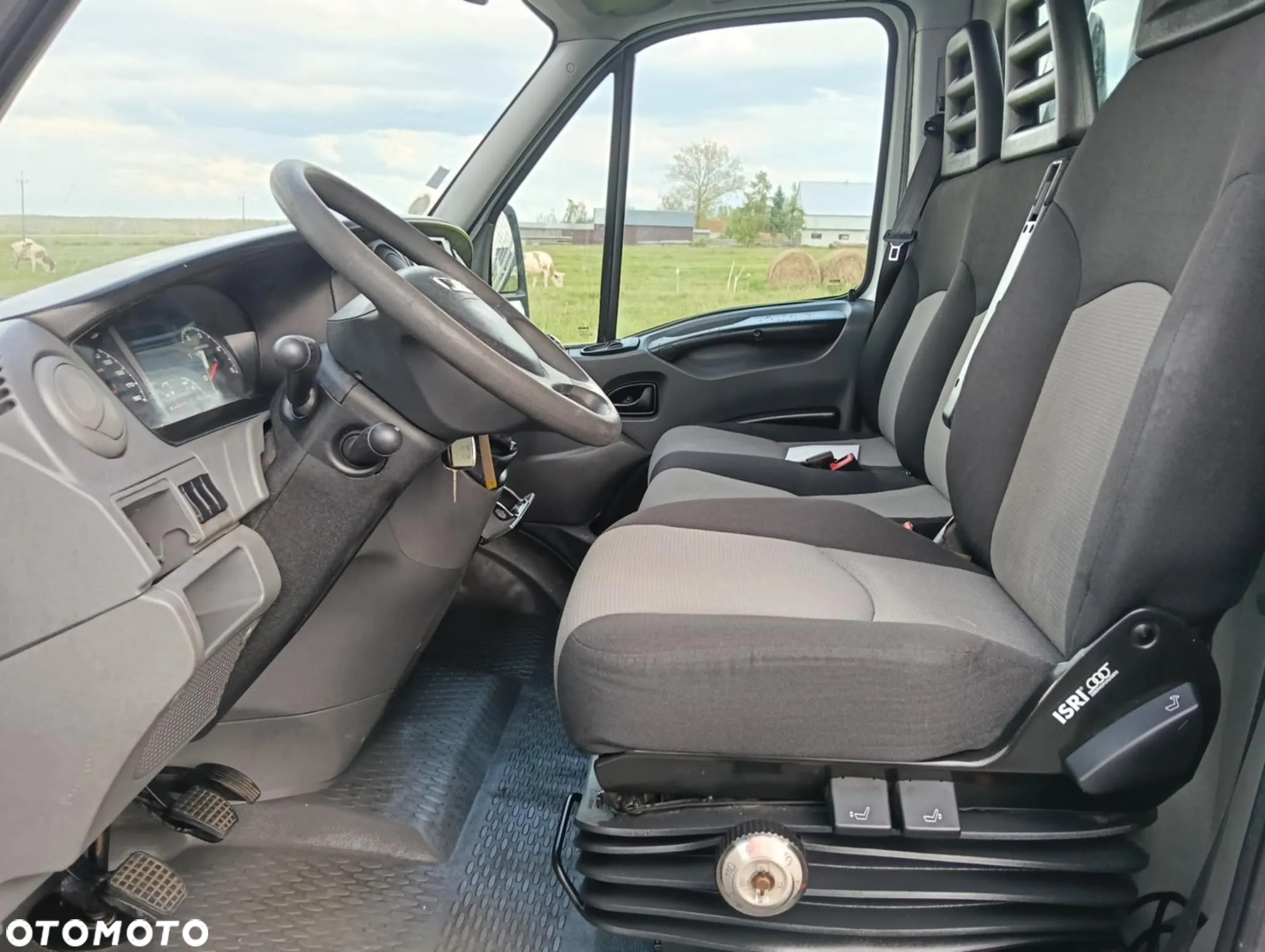 Iveco 35C13, 35C12, 35C14, 35C15 - 13