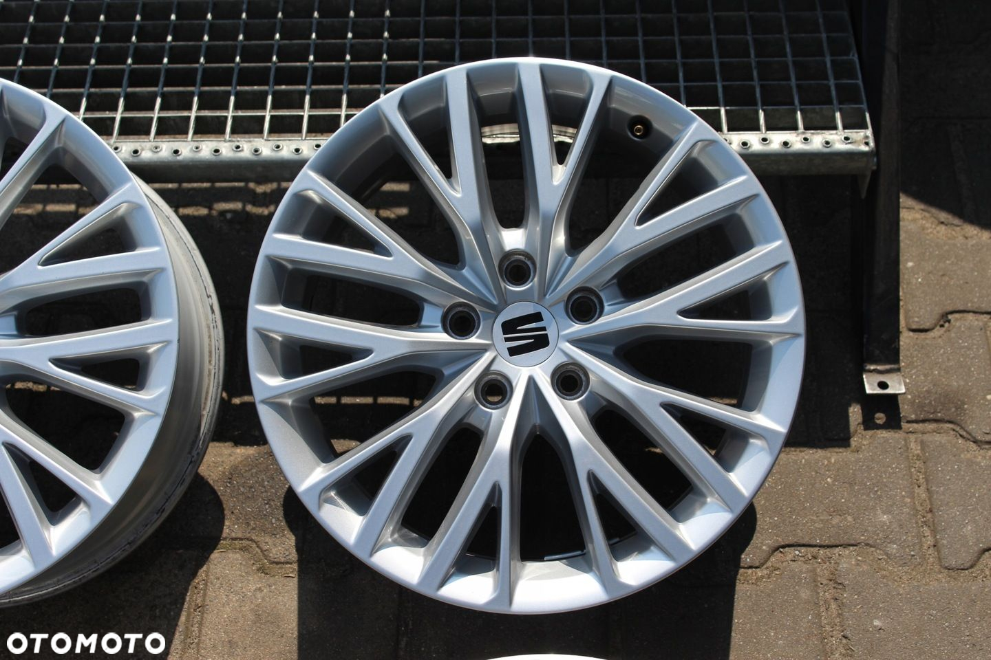 ORYG SEAT LEON IV 5FA 17cali 5x112 ET46 7,5J - 4