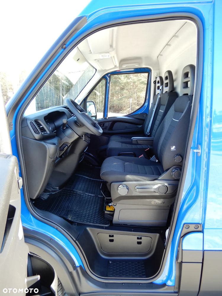 Iveco Daily 35S18 3.0 HPI 180 KM POWER Furgon Blaszak XXL 4.70 CM MAXI LONG Wysokość H2 1900 mm WZMACNIANE ZAWIESZENIE 968 Kg Ładowność HAK 3500 Kg Rozstaw Osi 4100 mm DMC 3500 Kg, WZMACNIANY Stan NOWY NIE UŻYWANY OKAZJA DOSTEPNY I GOTOWY - 29