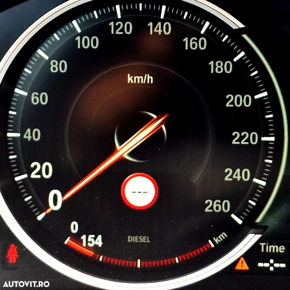 BMW Seria 5 520d Luxury Line - 30