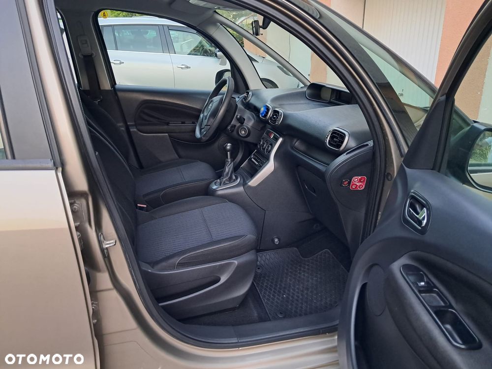Citroën C3 Picasso 1.4i Attraction - 9