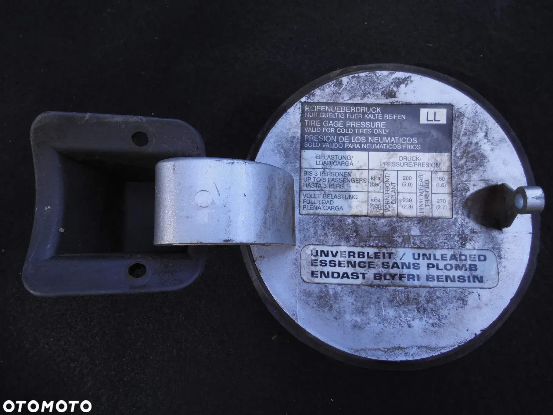 KLAPKA WLEWU PALIWA OPEL CORSA B COMBO B 008062348 008062349 WIELE SZTUK RÓŻNE KOLORY - 11