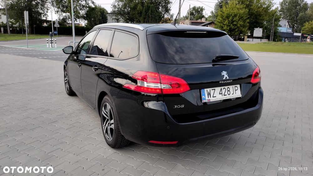 Peugeot 308 1.2 PureTech Allure S&S - 5