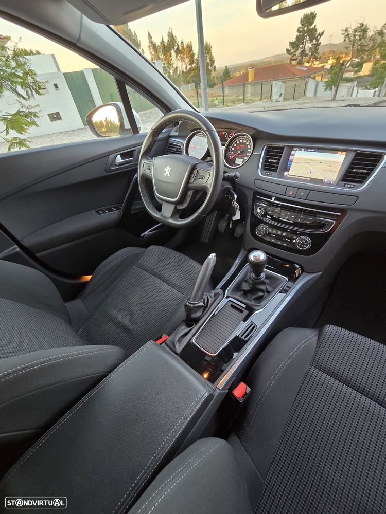 Peugeot 508 SW BlueHDi 150 Stop&Start Active - 19