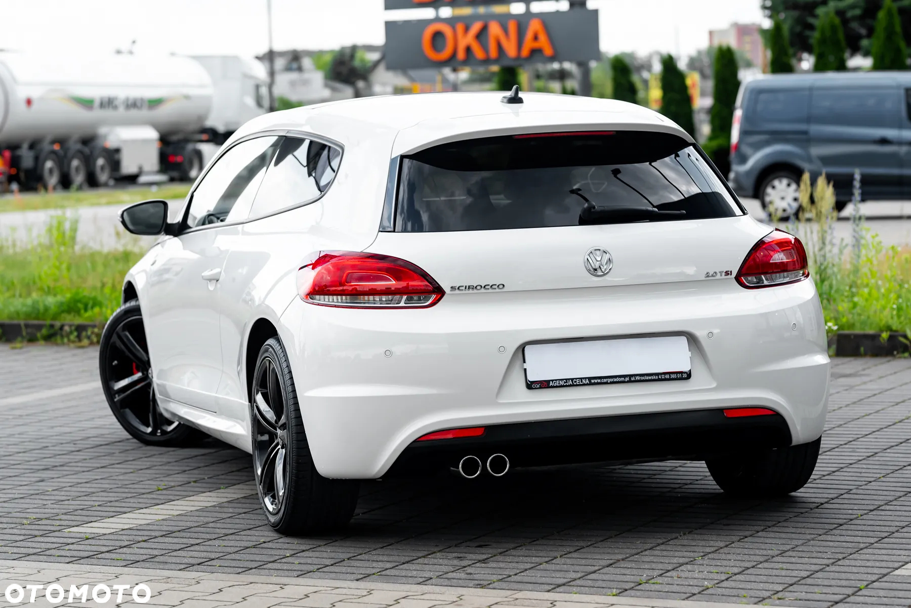 Volkswagen Scirocco 2.0 TSI - 11