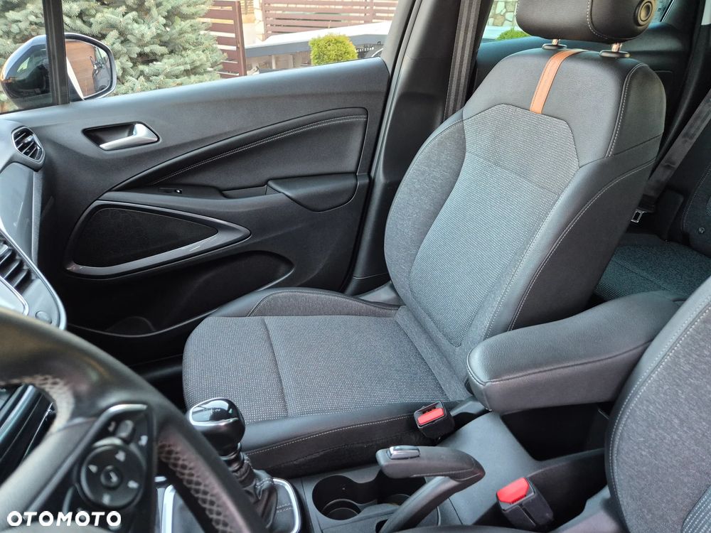 Opel Crossland X - 8