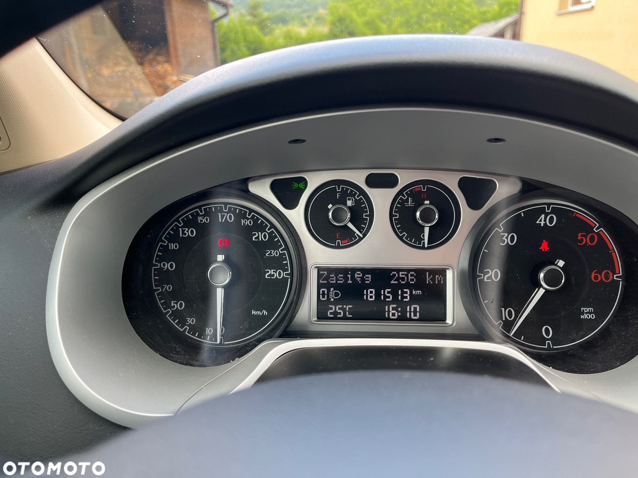 Lancia Delta 1.6 MJ Silver - 10