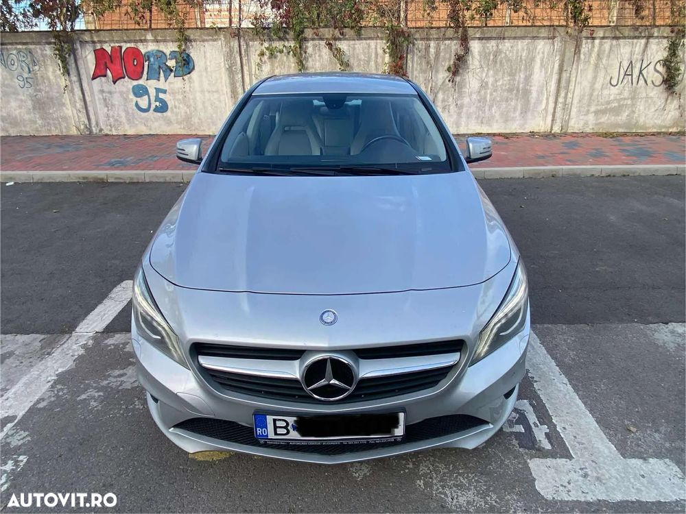 Mercedes-Benz CLA 180 - 4