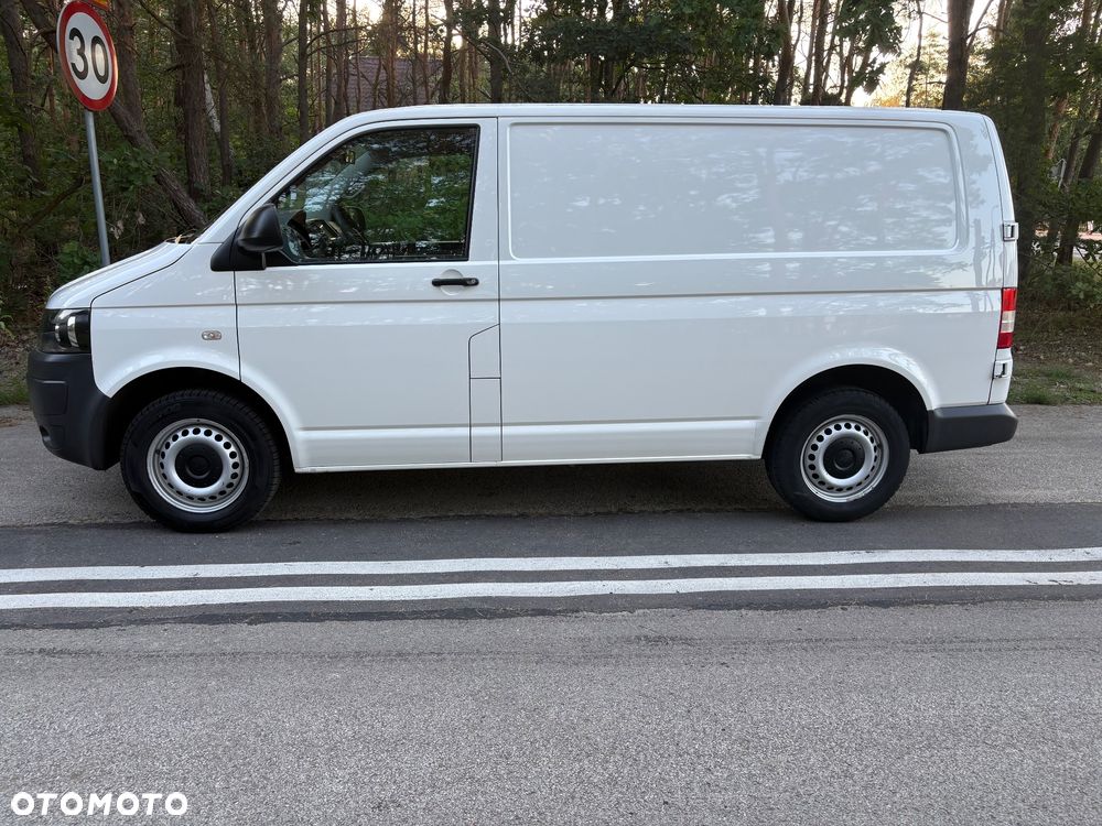 Volkswagen Transporter - 4