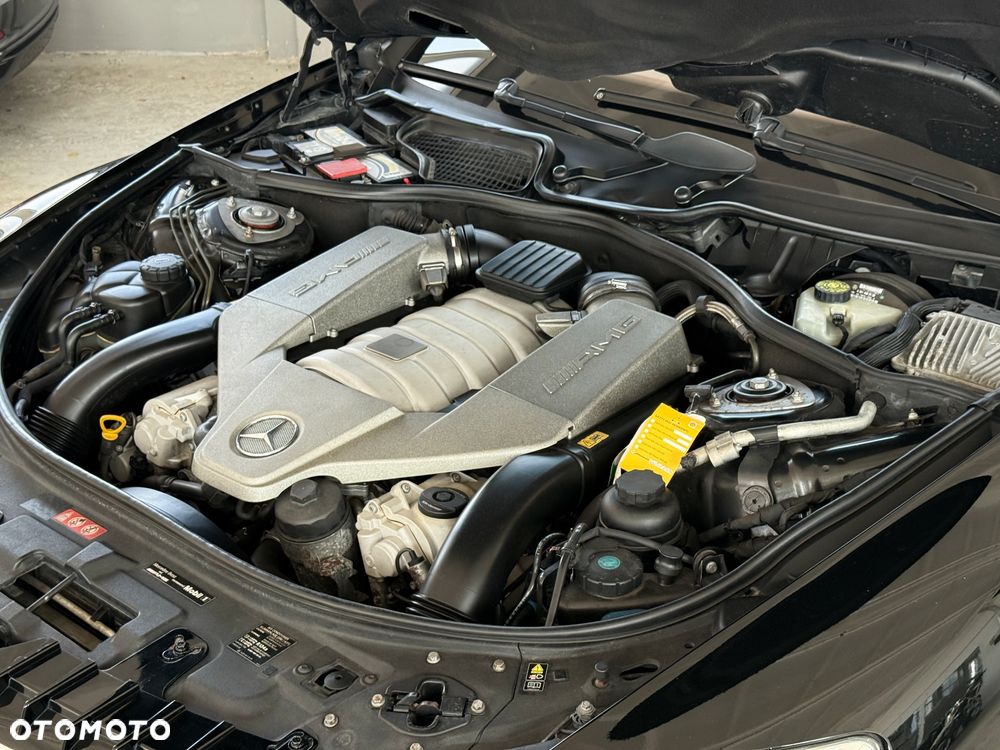 Mercedes-Benz CL 63 AMG - 7