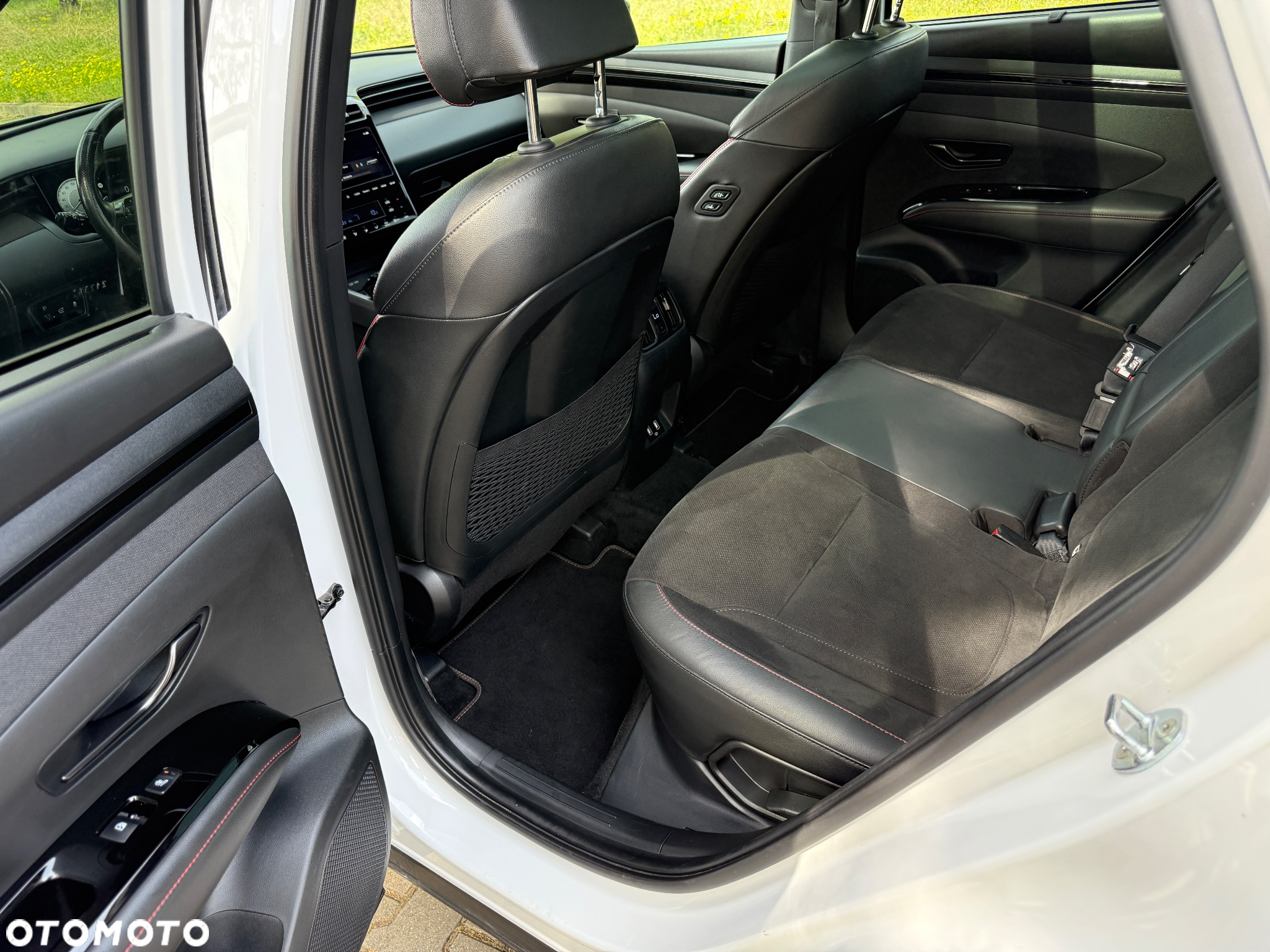 Hyundai Tucson 1.6 CRDi 48V-Hybrid 2WD DCT N Line - 28