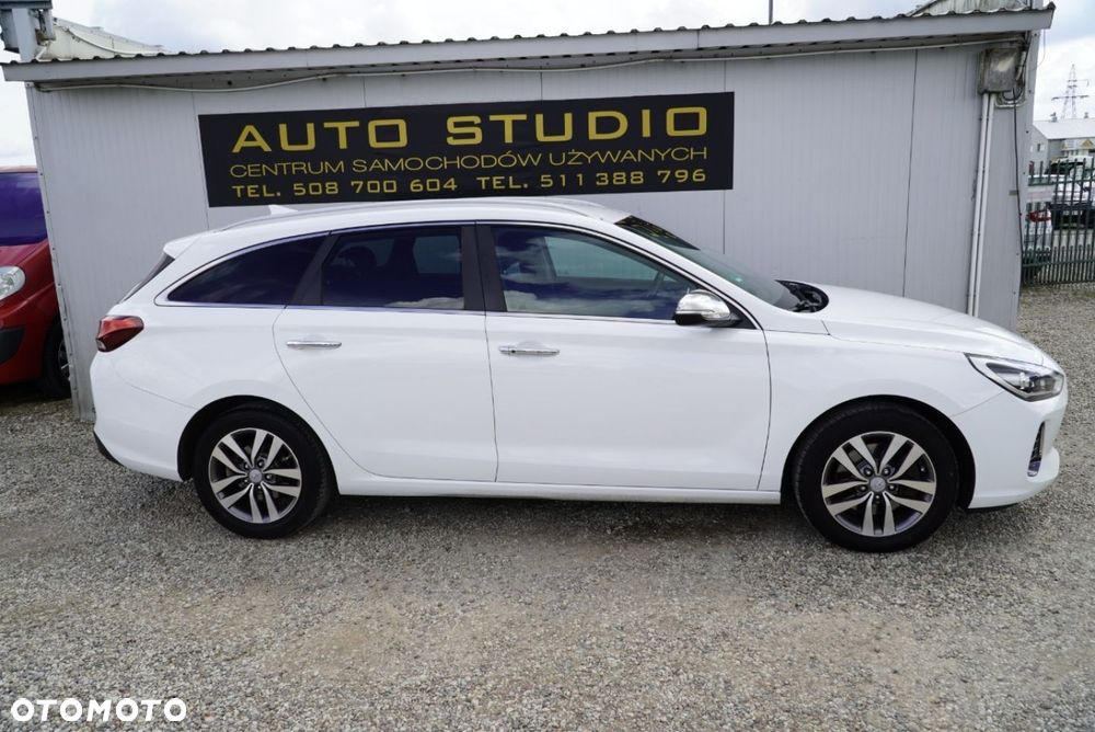 Hyundai i30 1.0 T-GDI Intro Edition - 33