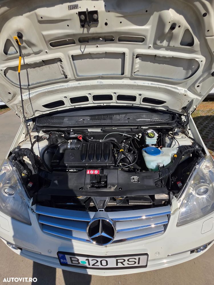 Mercedes-Benz A 200 - 9