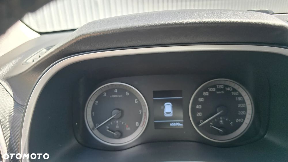 Hyundai Tucson 1.6 GDI BlueDrive TourdePologne 2WD - 13
