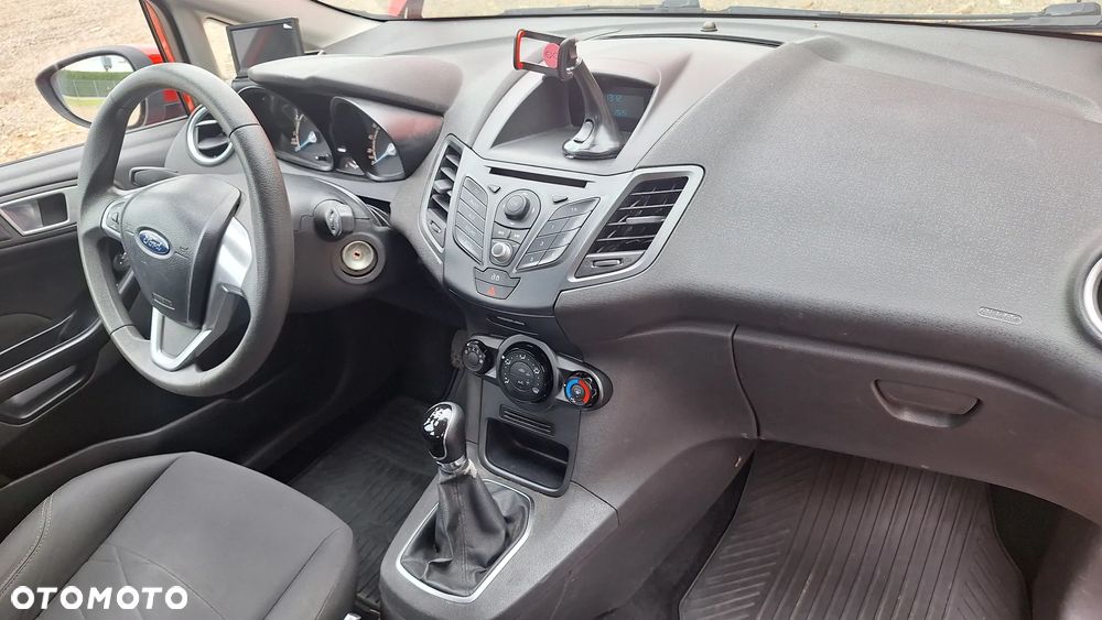 Ford Fiesta 1.25 Trend - 12