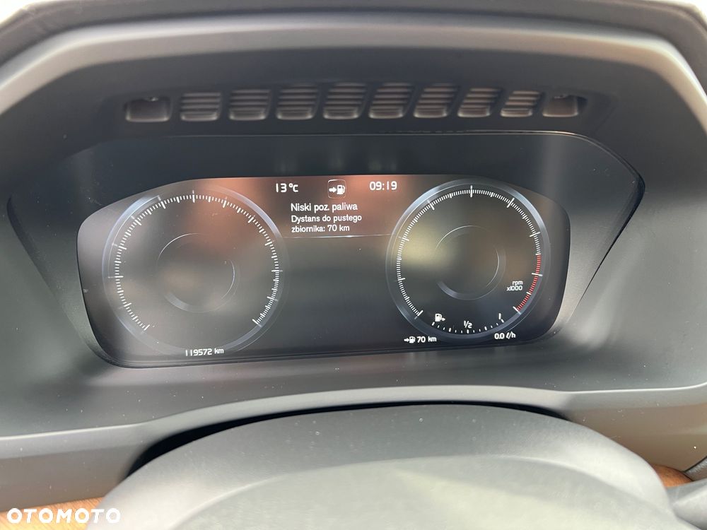 Volvo XC 90 T5 AWD Inscription - 4