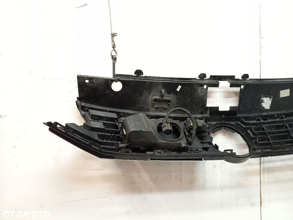 Vw Passat B8 3G0 GTE grill atrapa hybryda - 8