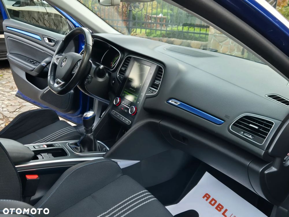 Renault Megane ENERGY TCe 160 GT-LINE - 22