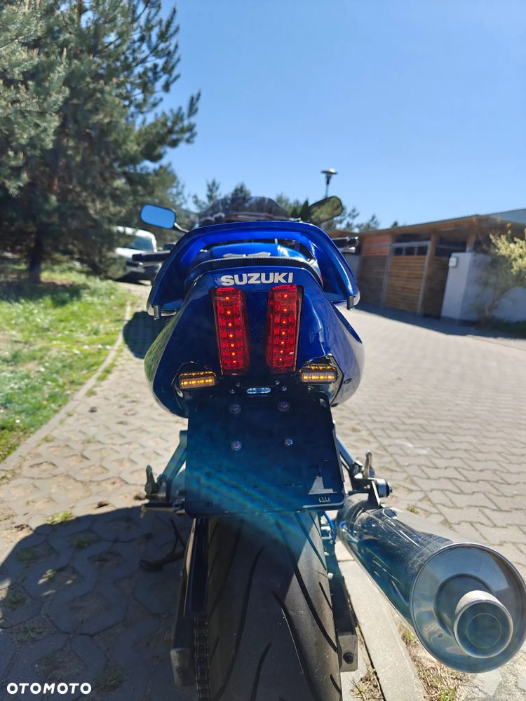 Suzuki SV - 18