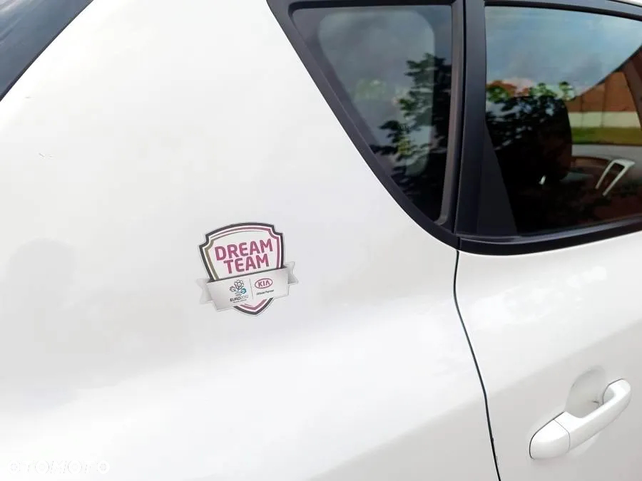 Kia Ceed 1.4 CVVT SW Dream-Team Edition - 13