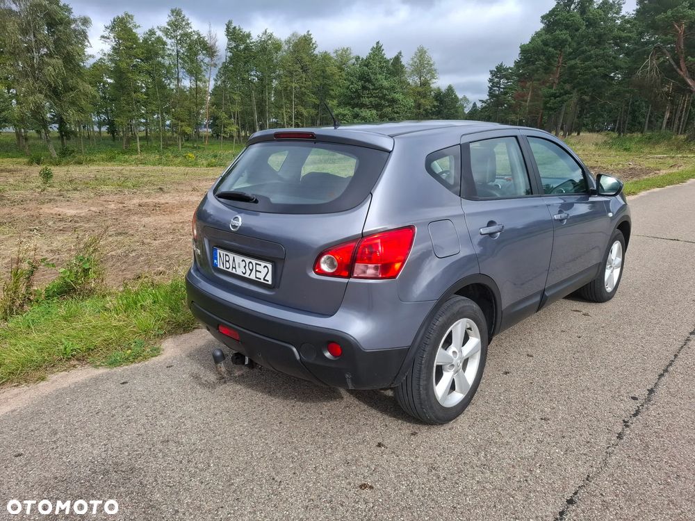 Nissan Qashqai 2.0 4x4 Tekna - 4