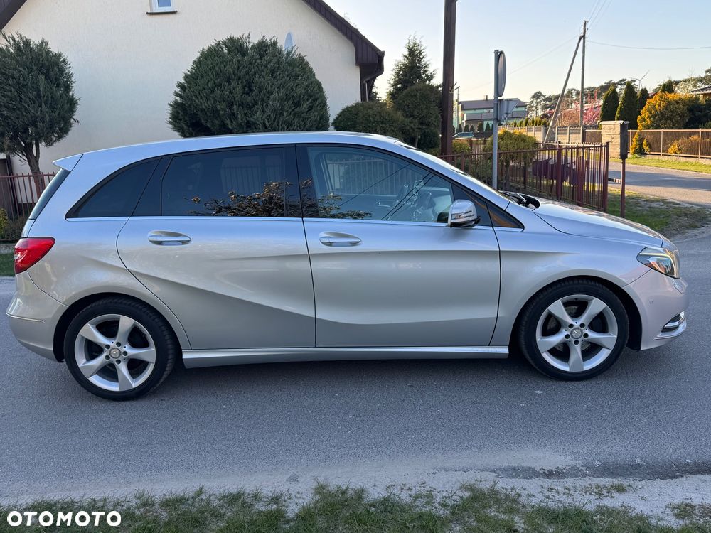 Mercedes-Benz Klasa B 180 CDI (BlueEFFICIENCY) 7G-DCT - 3