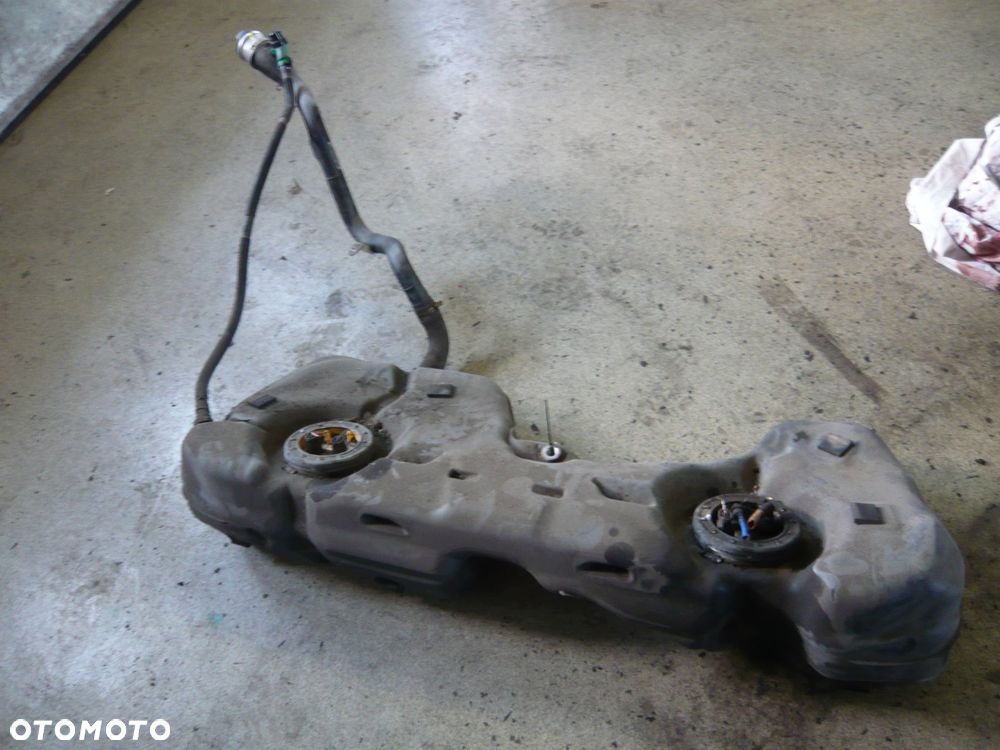 zbiornik paliwa bak bmw e87 diesel - 1