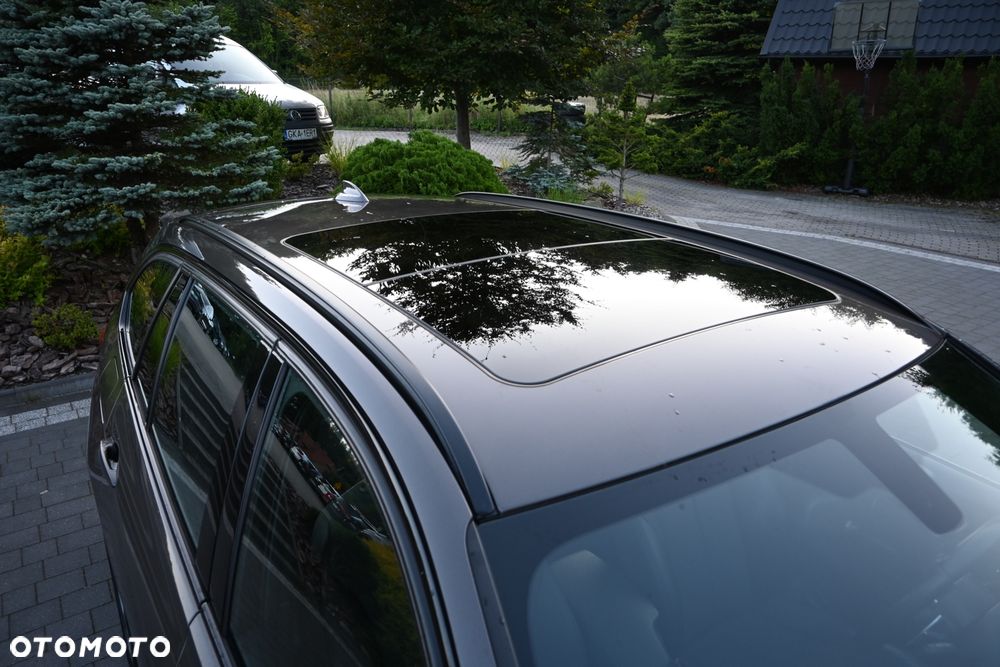 BMW Seria 3 320d Sport-Aut Luxury Line - 12