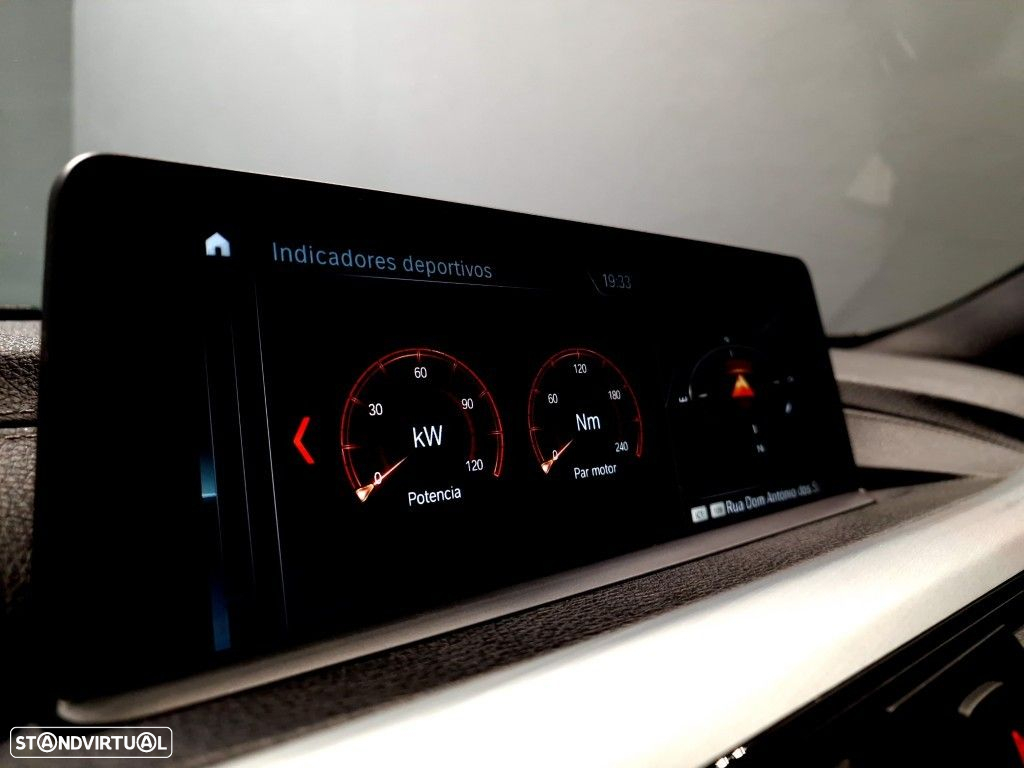 BMW 318 i Touring Pack M Auto - 53