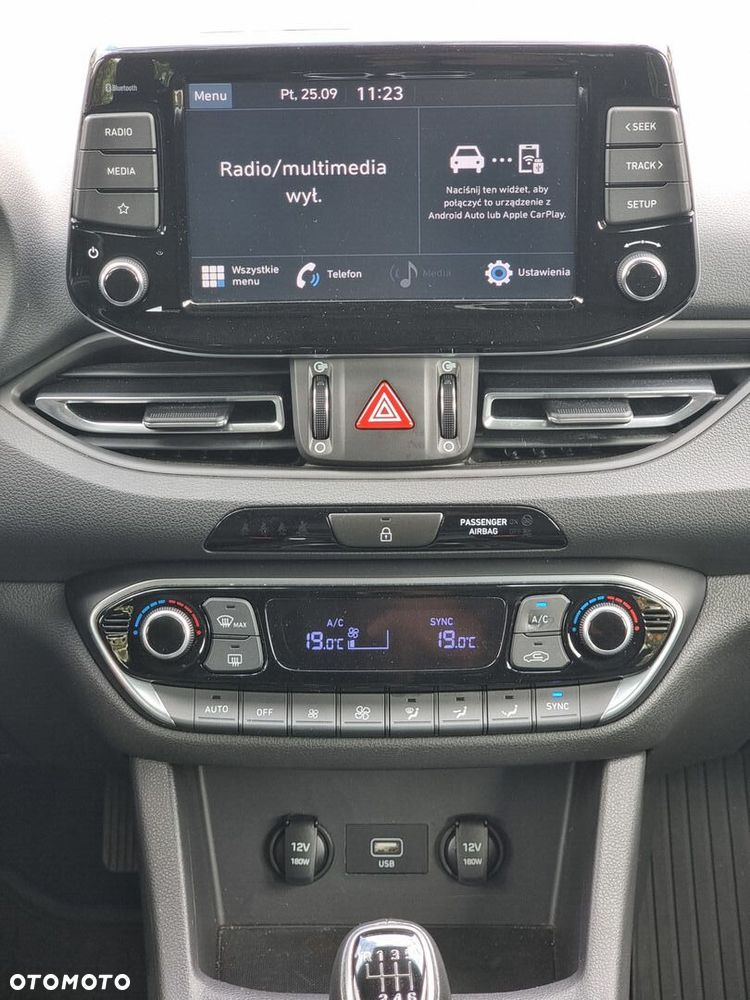 Hyundai i30 1.5 DPI Smart - 35