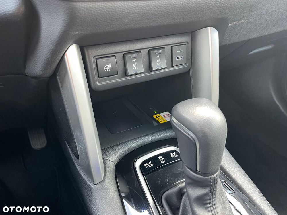 Toyota Corolla Cross 2.0 Hybrid Executive - 16