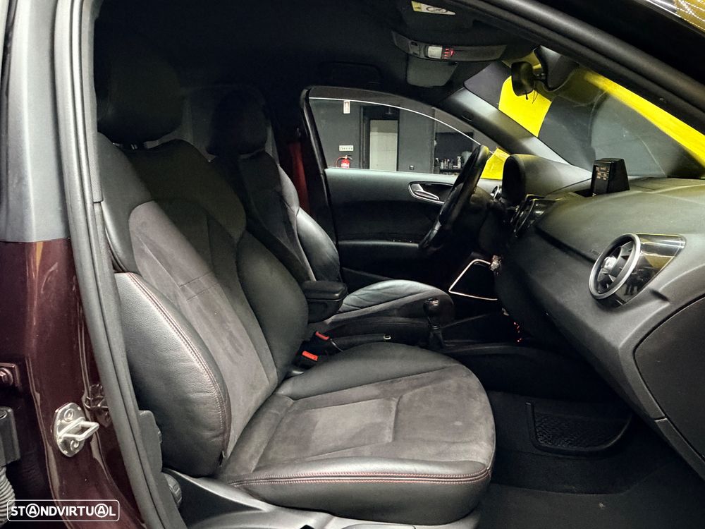 Audi A1 Sportback 1.6 TDI S-line - 25