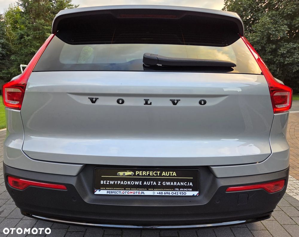 Volvo XC 40 B3 B DKG Plus Black Edition - 18