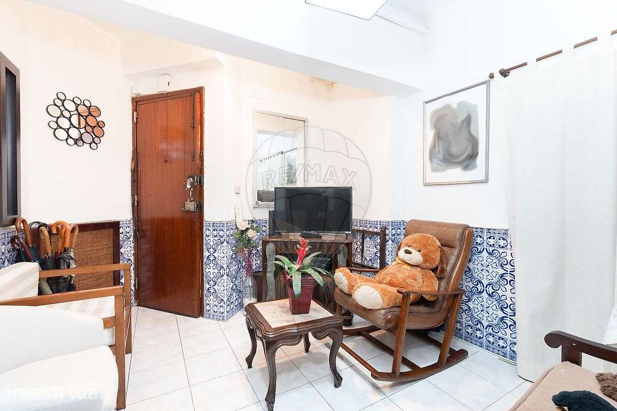 Apartamento T1 para venda - Grande imagem: 2/17