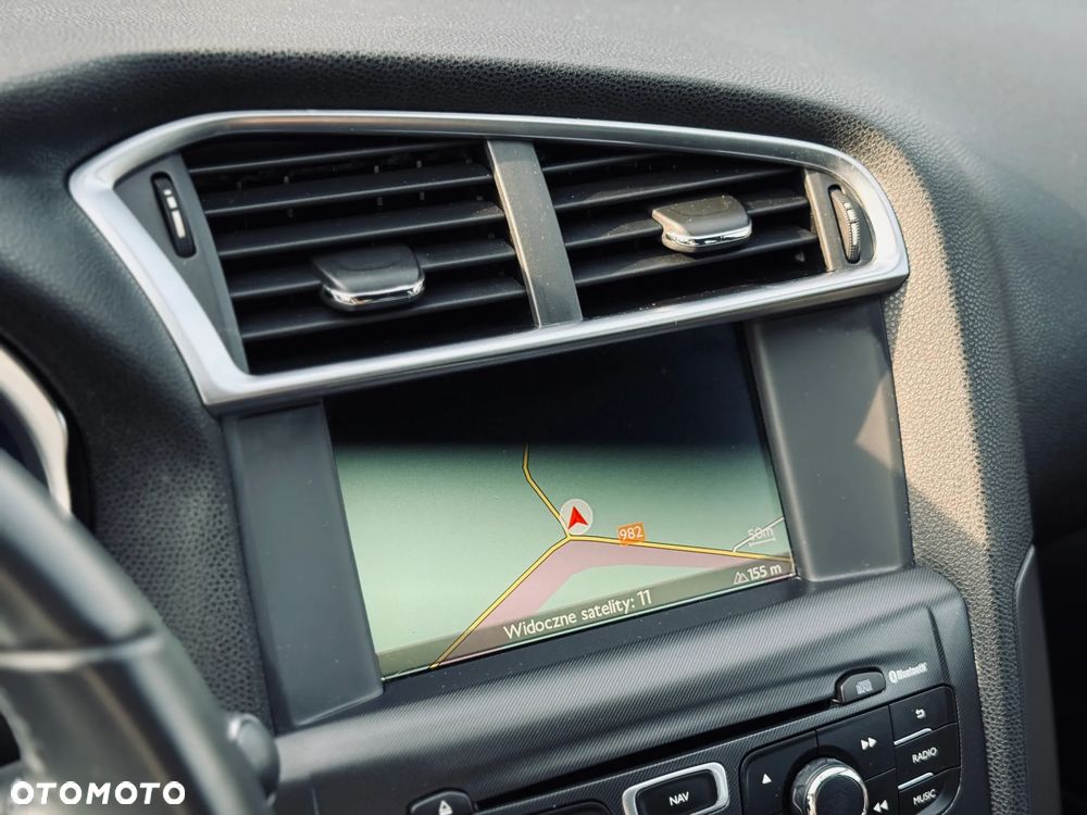 Citroën DS4 HDi 115 SoChic - 29