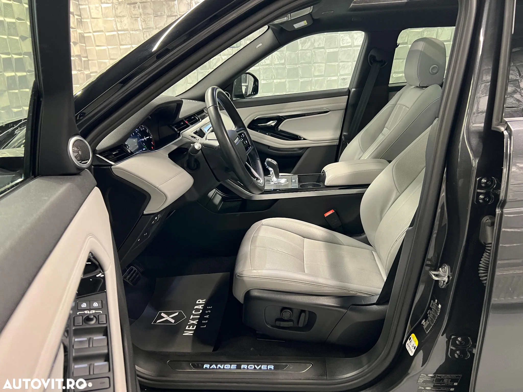 Land Rover Range Rover Evoque 1.5 P300 PHEV SE - 11