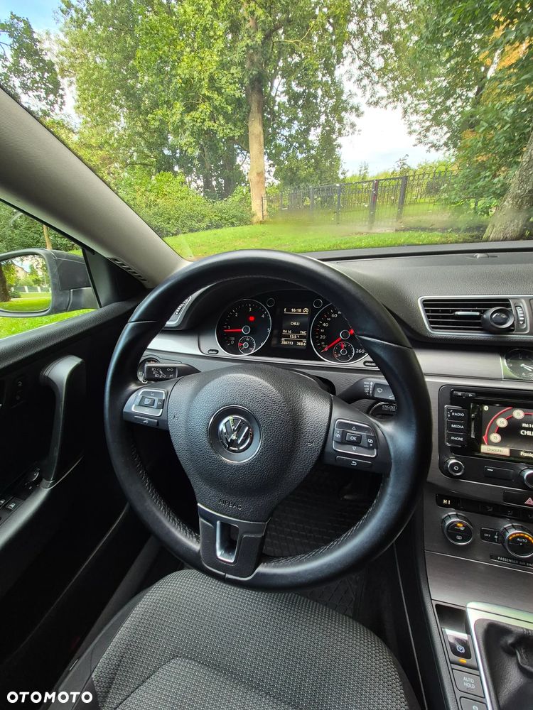 Volkswagen Passat 2.0 TDI 4Mot Comfortline - 23