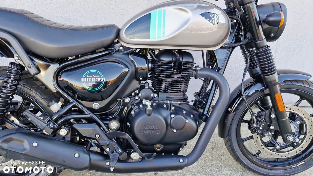 Royal Enfield HNTR - 13