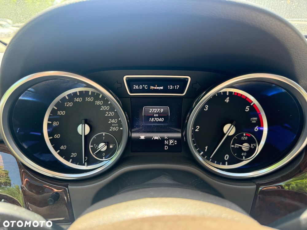Mercedes-Benz ML 350 BlueTEC 4MATIC 7G-TRONIC - 11