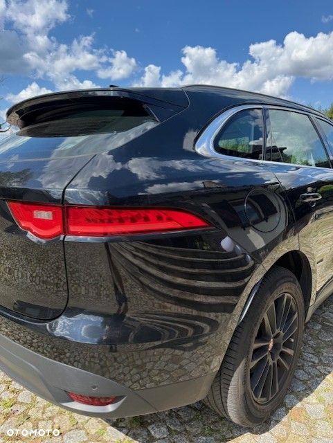 Jaguar F-Pace 2.0 i4D AWD Prestige - 8