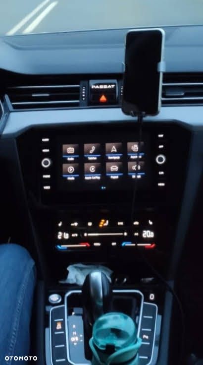 Volkswagen Passat - 16