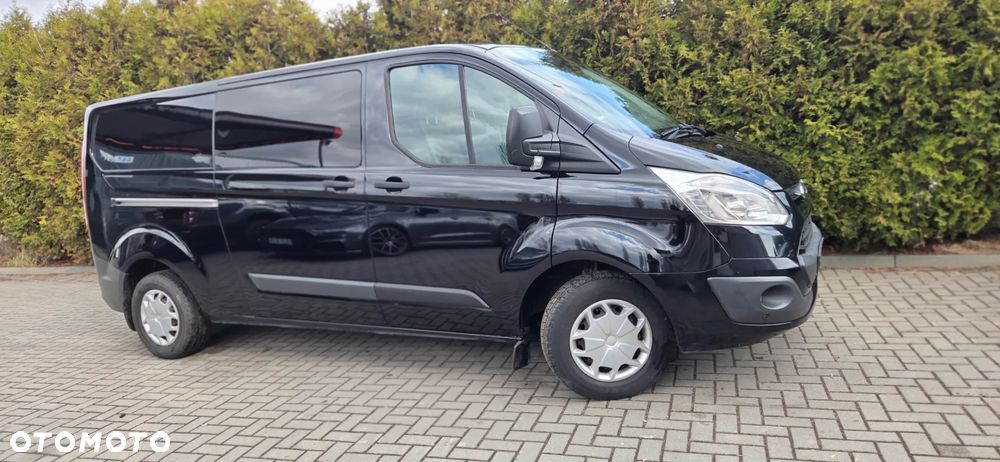 Ford TRANSIT CUSTOM - 18