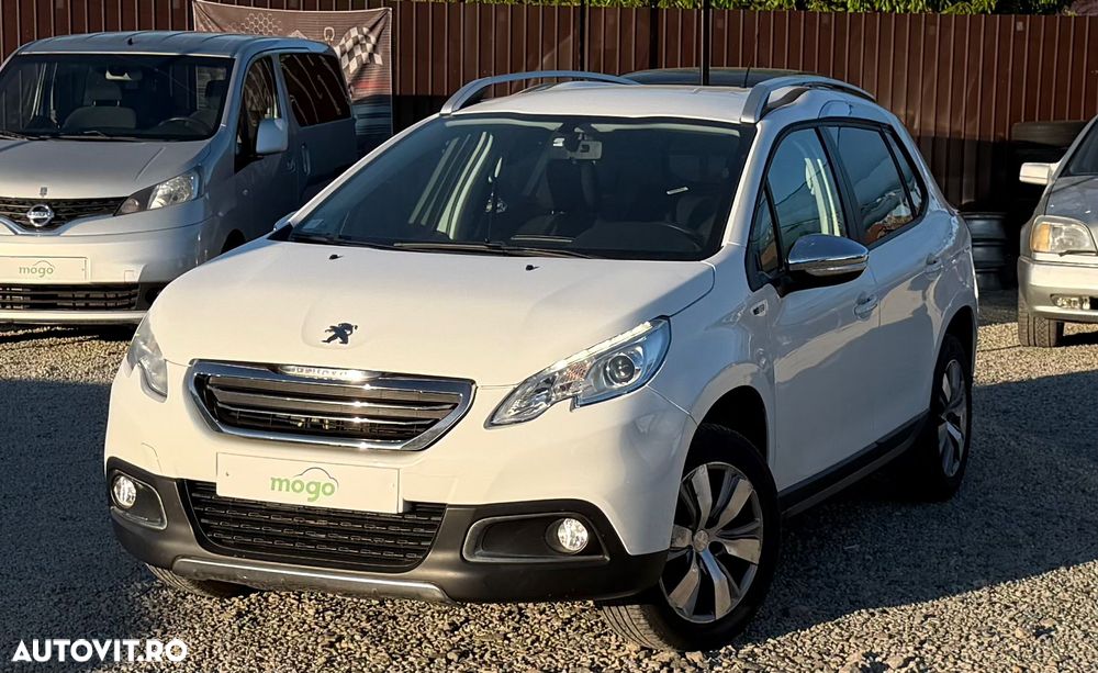 Peugeot 2008 1.2 PureTech Turbo Allure - 8