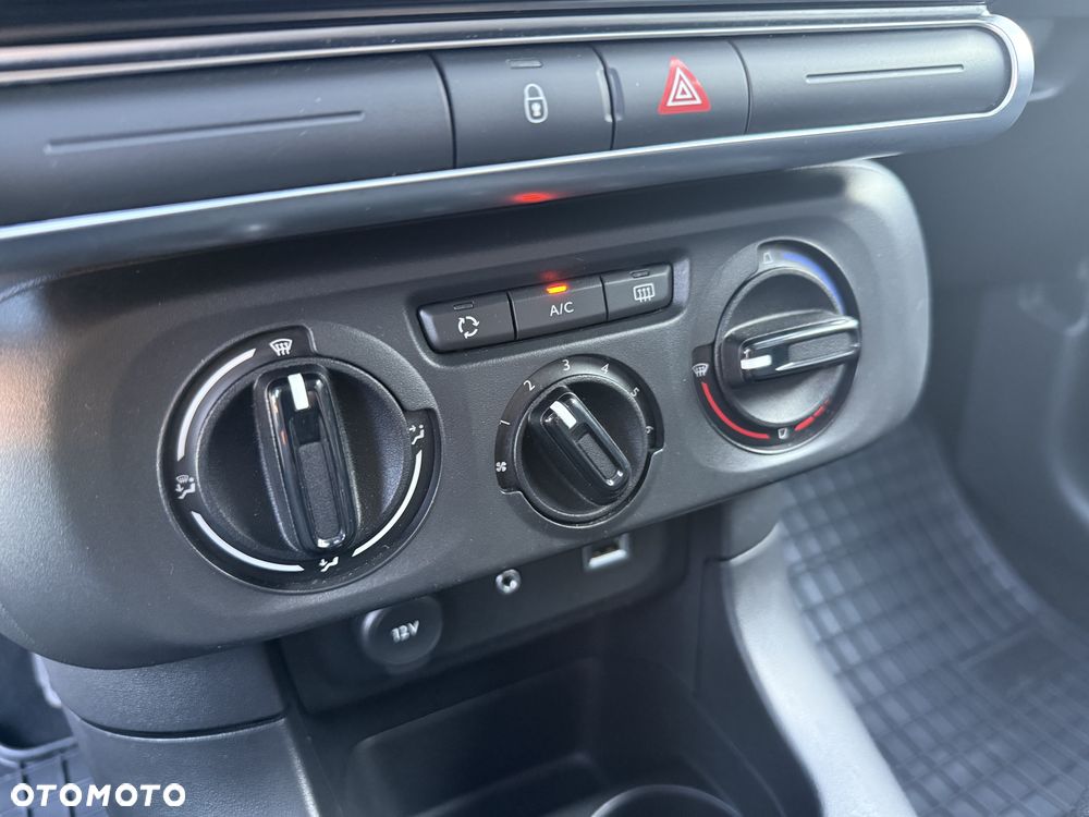 Citroën C3 Pure Tech 82 ELLE - 24