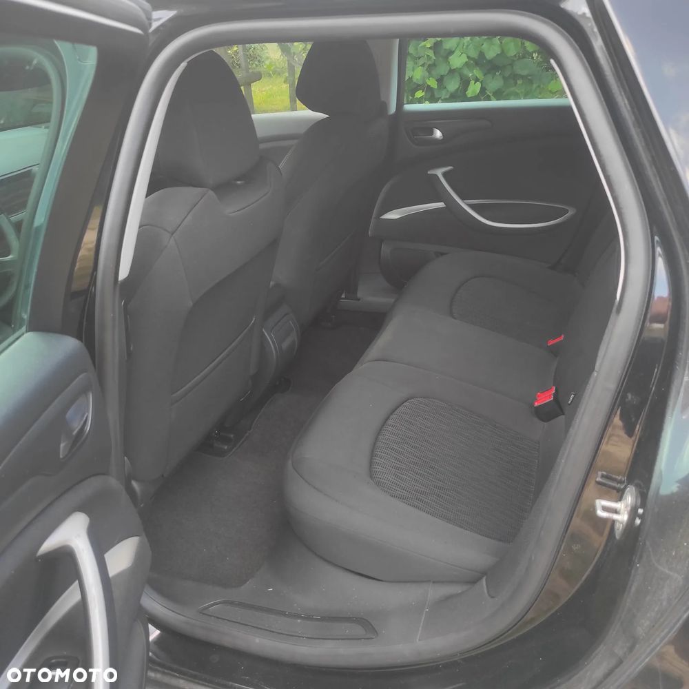 Citroën C5 Tourer HDi 110 FAP Tendance - 7