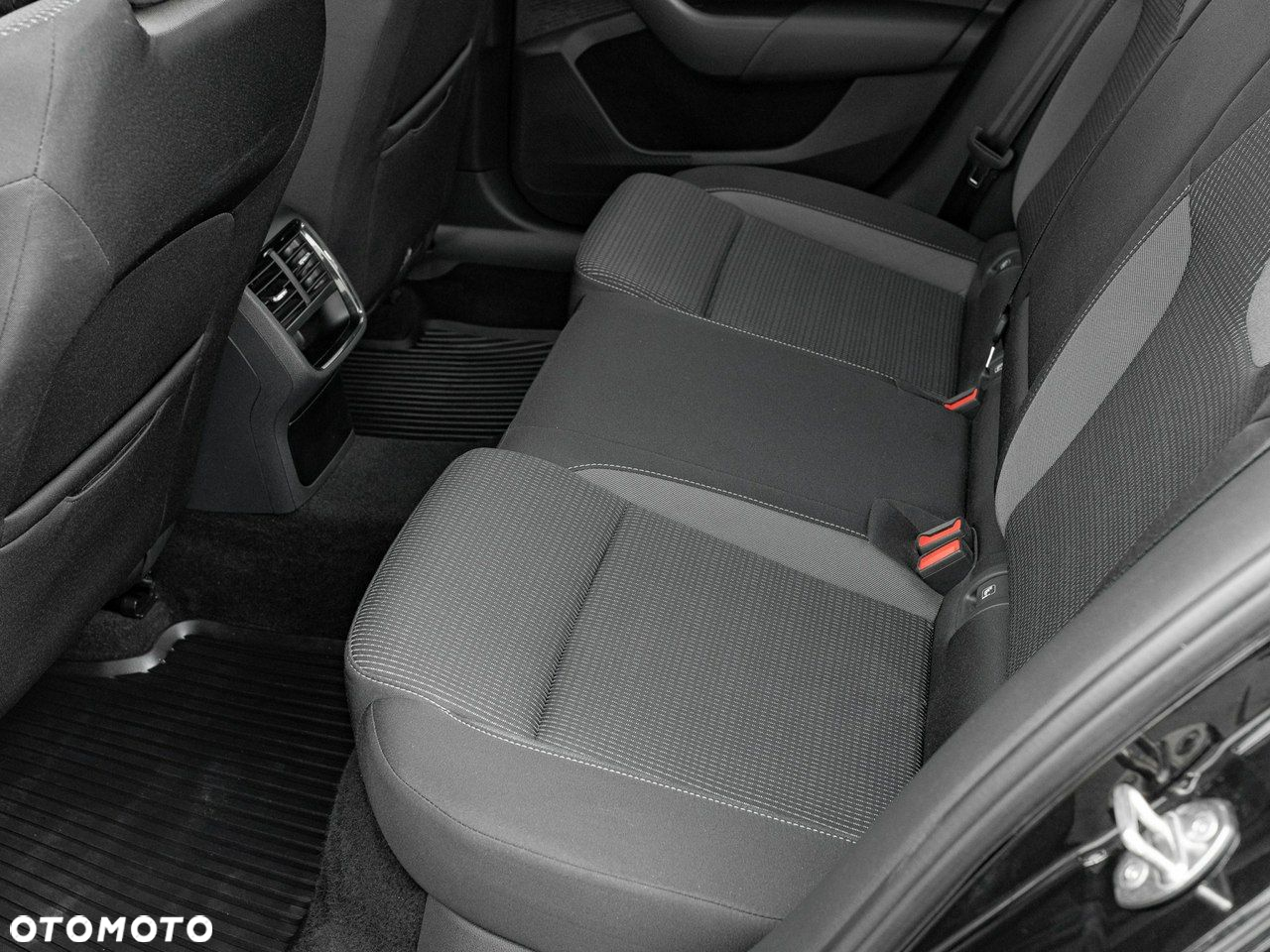 Skoda Octavia 1.5 TSI ACT Ambition - 22