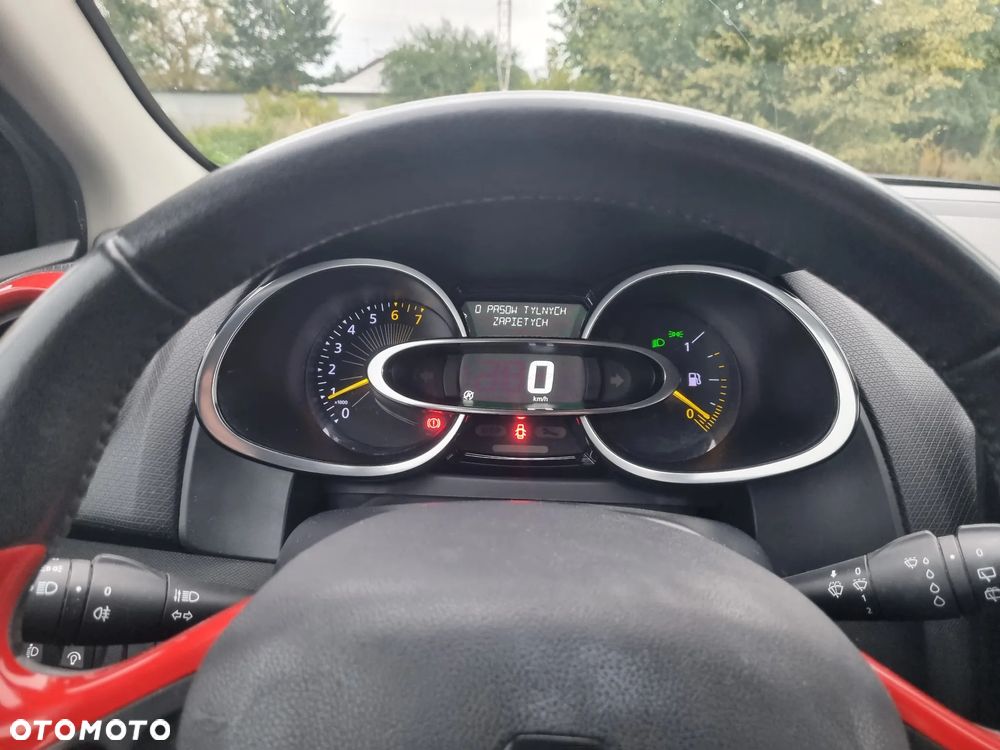 Renault Clio - 9