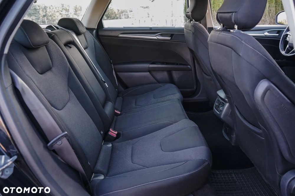 Ford Mondeo 2.0 EcoBlue Titanium - 21